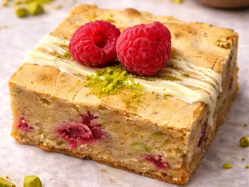 Ruby Pistache Brownie